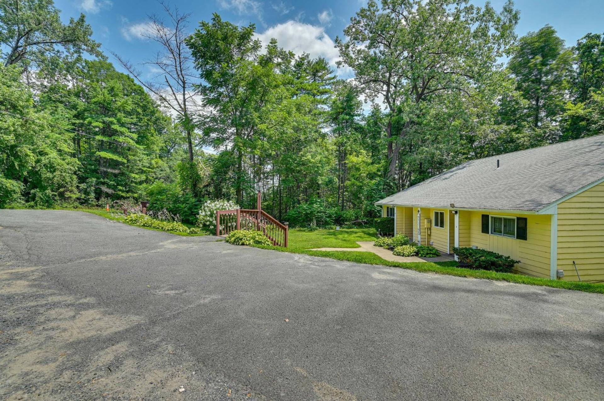 Lake George Family Vacation Home Exterior foto